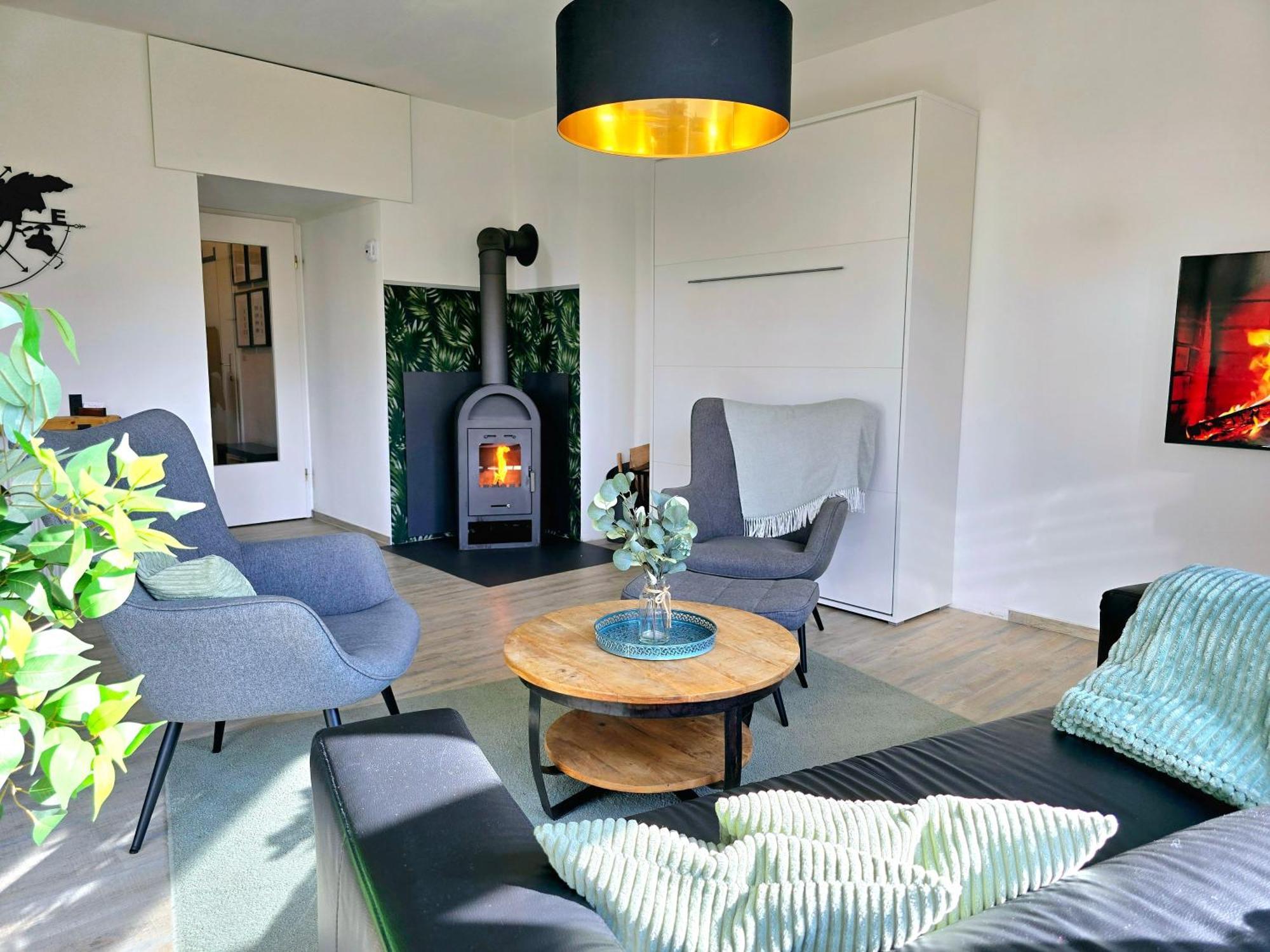 Ferienwohnung Fuchsbau Mit Kamin & Terrasse & Hunde Winterberg Exteriör bild