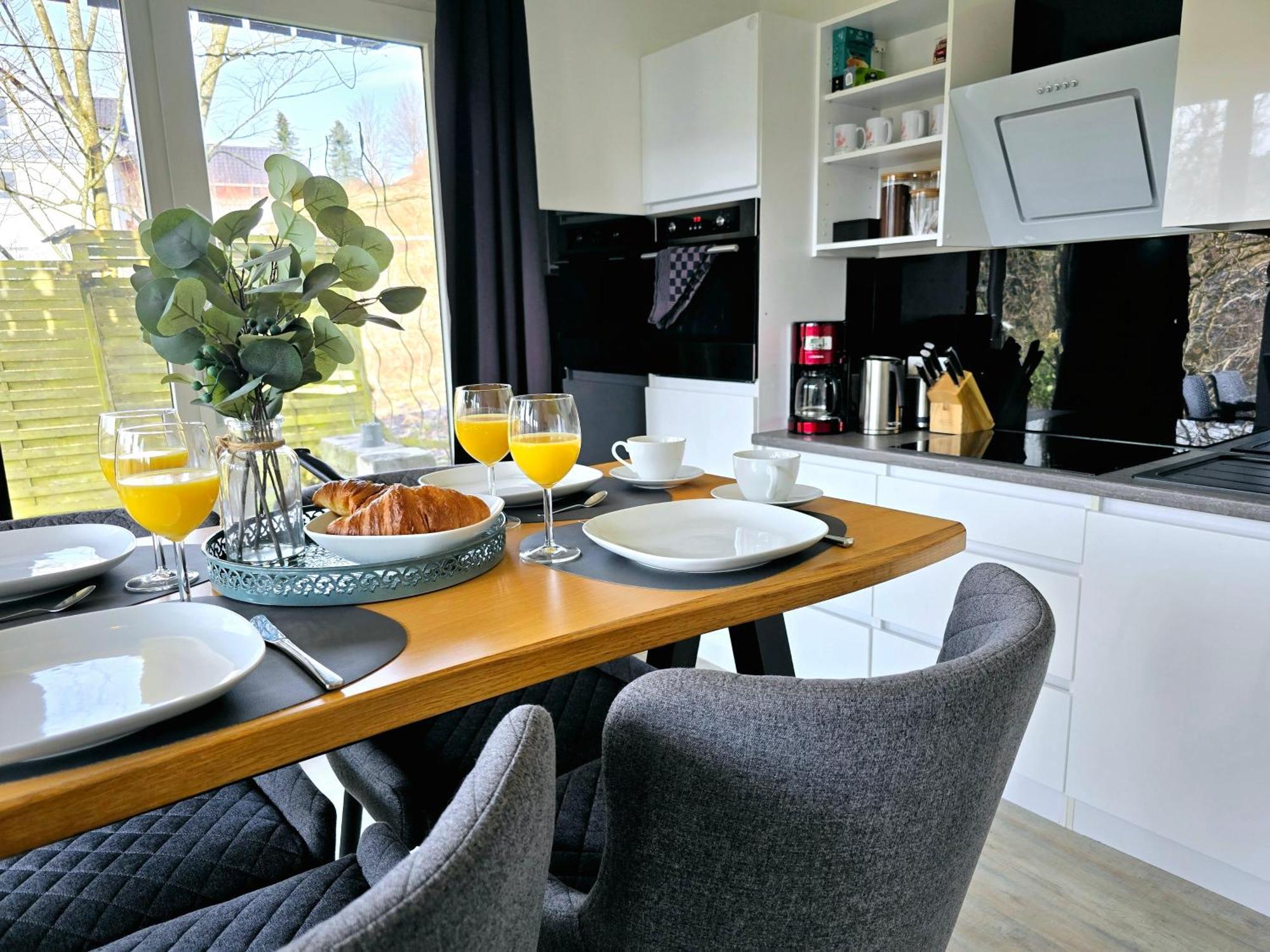 Ferienwohnung Fuchsbau Mit Kamin & Terrasse & Hunde Winterberg Exteriör bild
